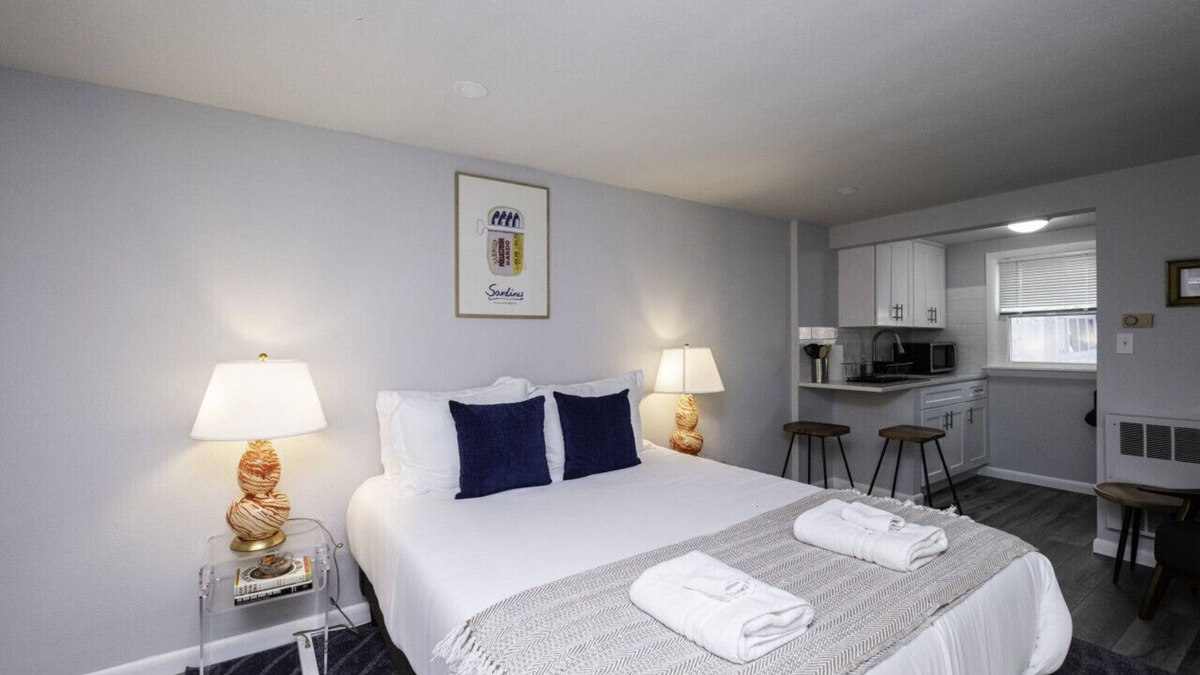 Old Mystic Apartment | The Bradley Studio · Near Mystic, Casinos + USCGA