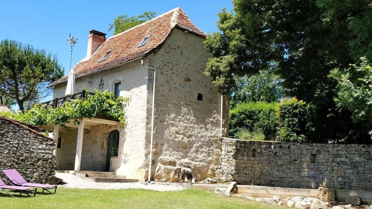 Lissac-et-Mouret House | The Bread Oven