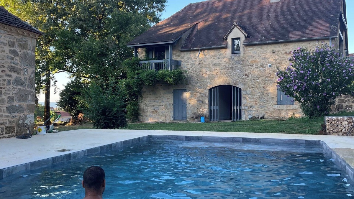 Miers House | The bread oven. Stone house near Rocamadour with private heated pool.