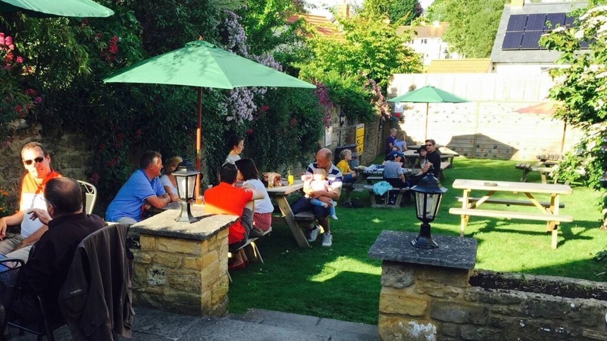 South Petherton Hotel | The Brewers Arms