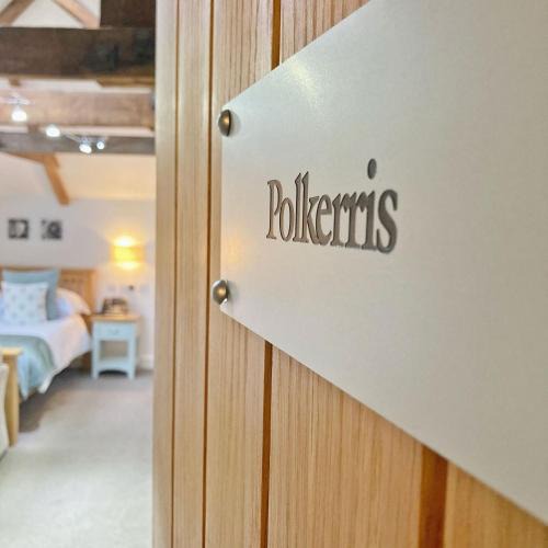 Boscundle Hotel | The Britannia Inn & Waves Restaurant