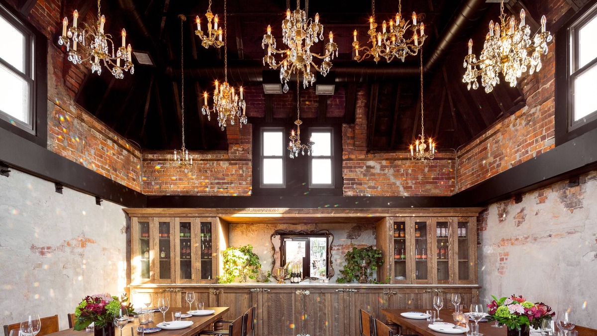 Riverside Hotel | The Broadview Hotel