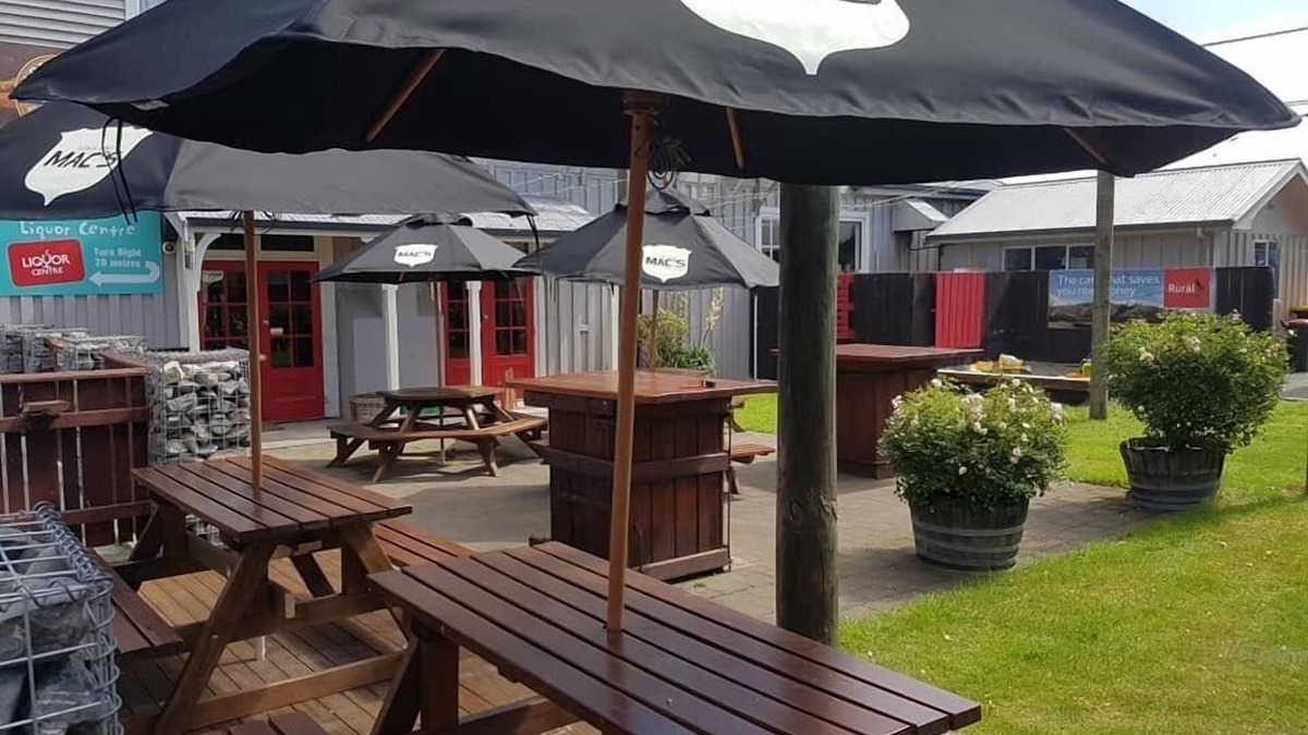 Methven Hotel | The Brown Pub