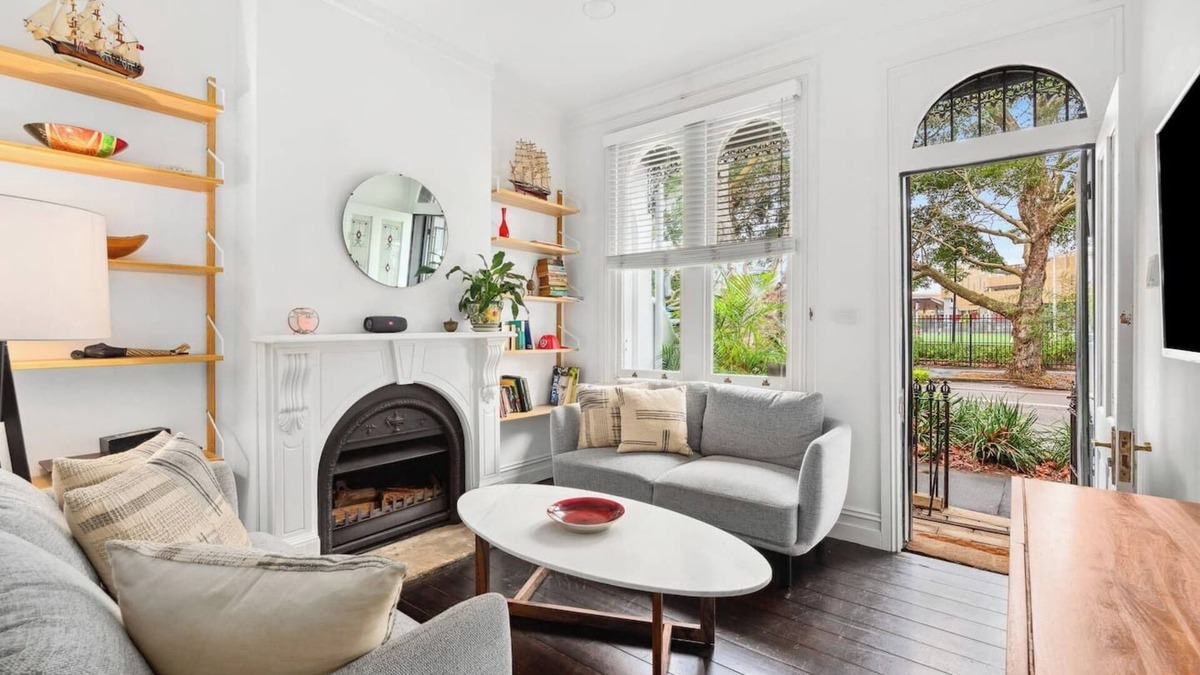 Alexandria House | The Buckland Terrace Timeless Inner city Treasure