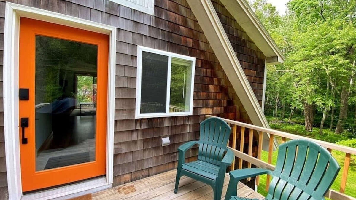 Hope Cabin | The Bunkhouse at Salisbury Camp