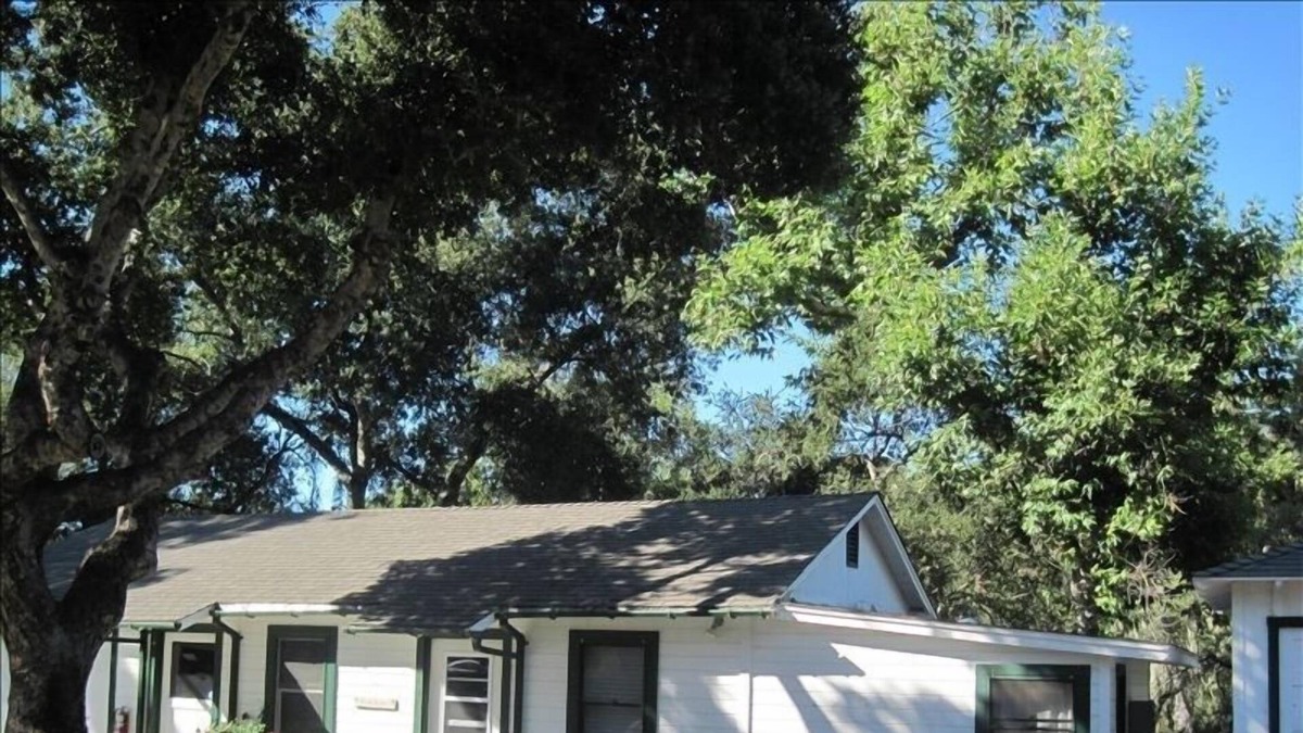 Carmel Valley Cottage | The Bunkhouse Suite, unwind, relax, and recharge. Let nature nourish your soul.