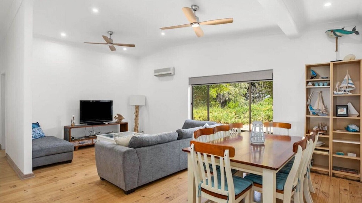 Middleton House | The Burrow Pet Friendly Home