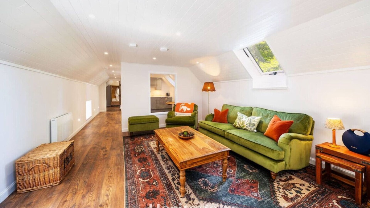 Alford Apartment | The Byre, Countryside Home