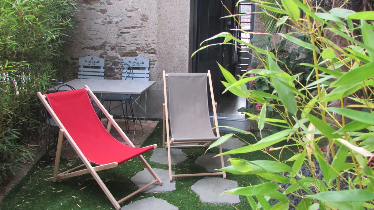 Saint-Sebastien-sur-Loire Cottage | The cottage Cottage "Campaign to the city"