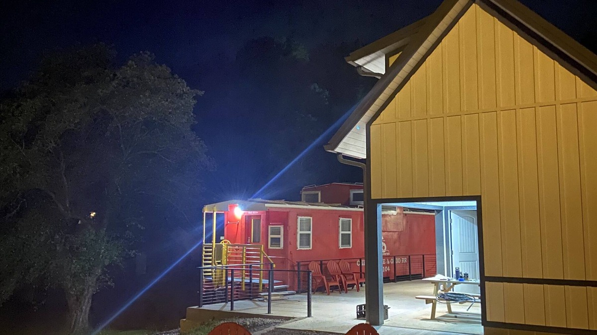 Fayetteville House | The C&O Caboose at Cantrell Station, Minutes to Fayetteville!