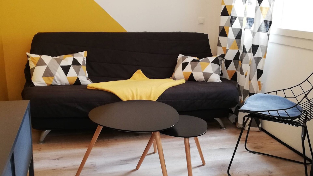 La Seyne-sur-Mer Apartment | The Cabanon from the Pas du Loup
