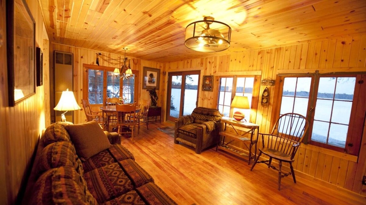 Hayward Cabin | " The Cabernet Cabin"