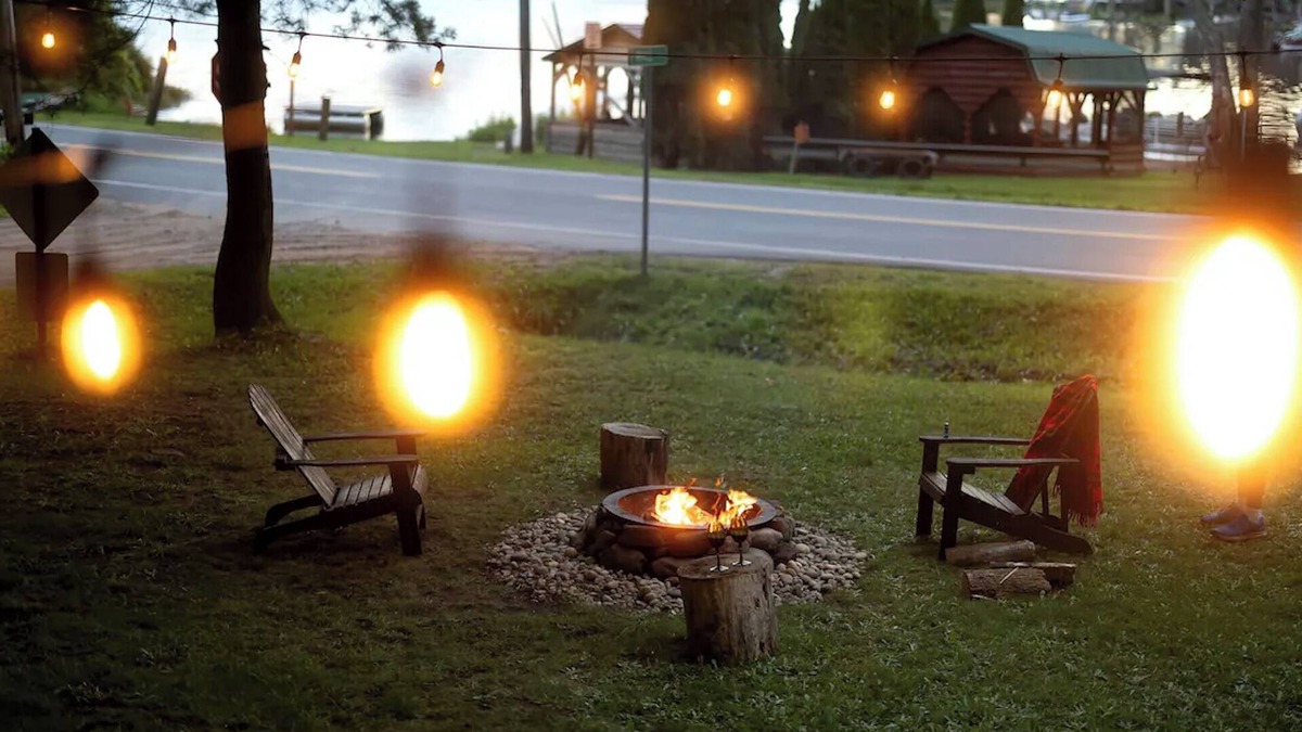 Bernhards Bay Cabin | The Cabin at Panther Lake
