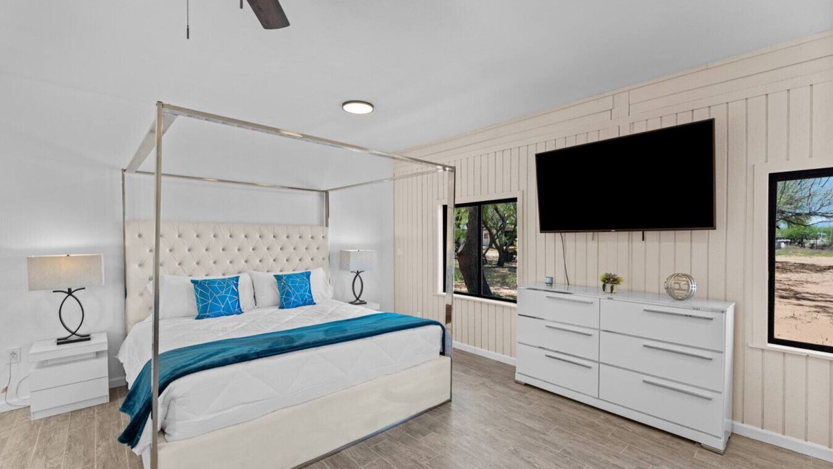 Sahuarita House | The Cabin at Sahuarita Village