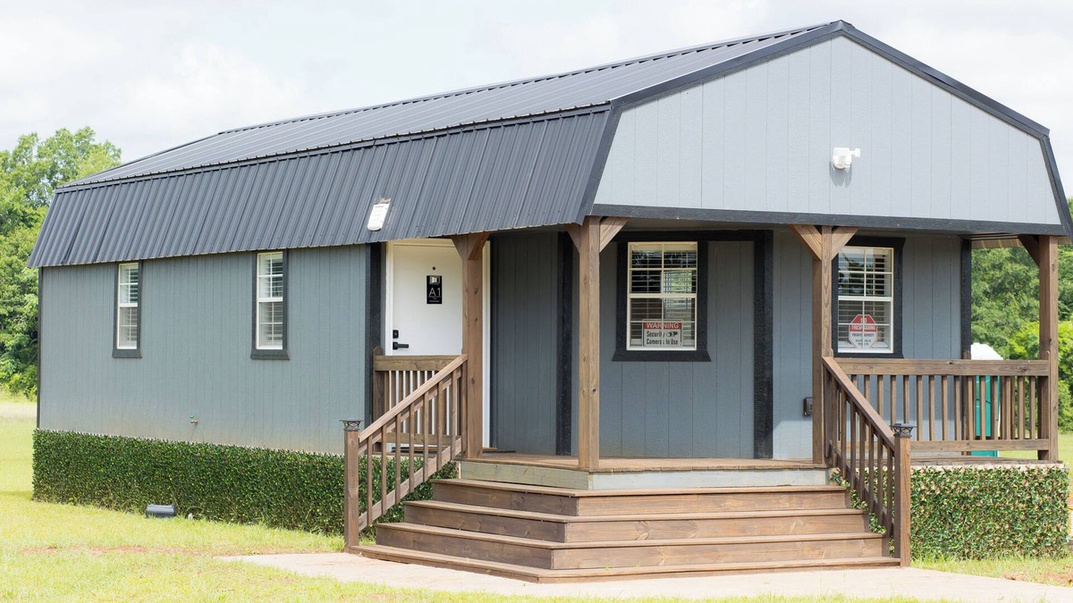 Blakely Cottage | The Cabins on Rockmine