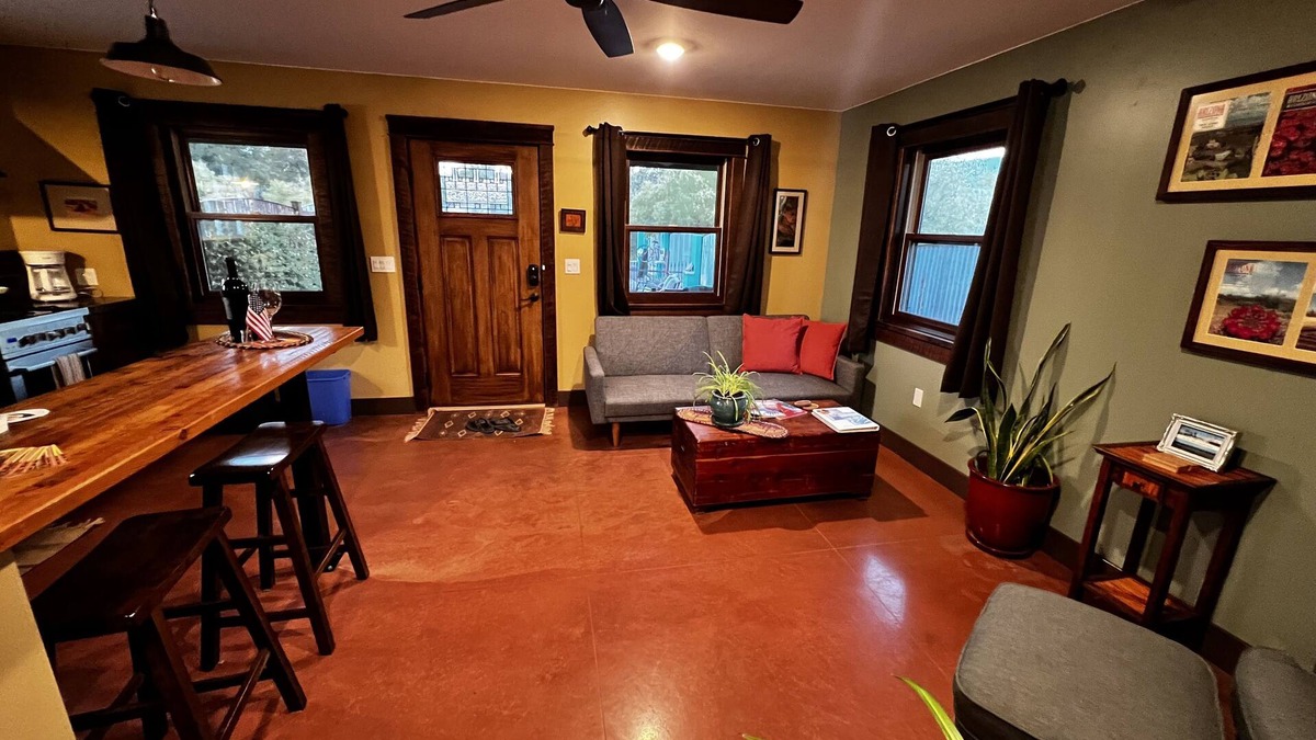 Cottonwood House | The Cactus Pad, A Destination Dwelling in Historic Old Town Cottonwood