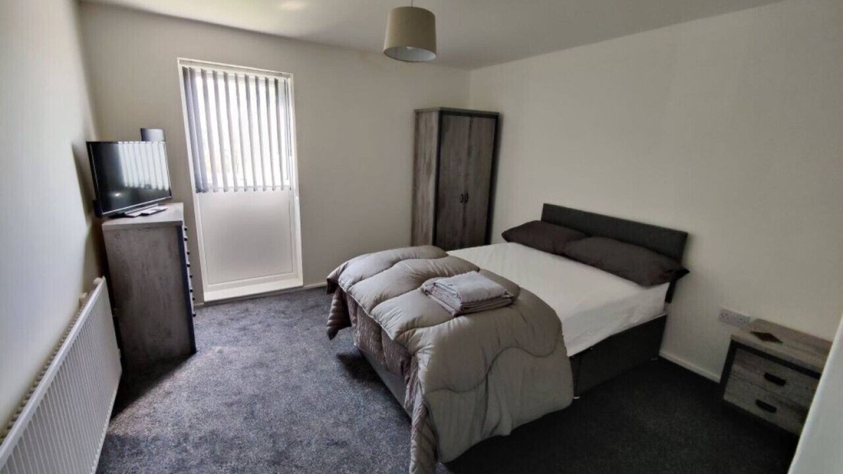 Runcorn House | The Calvers four bedroom House