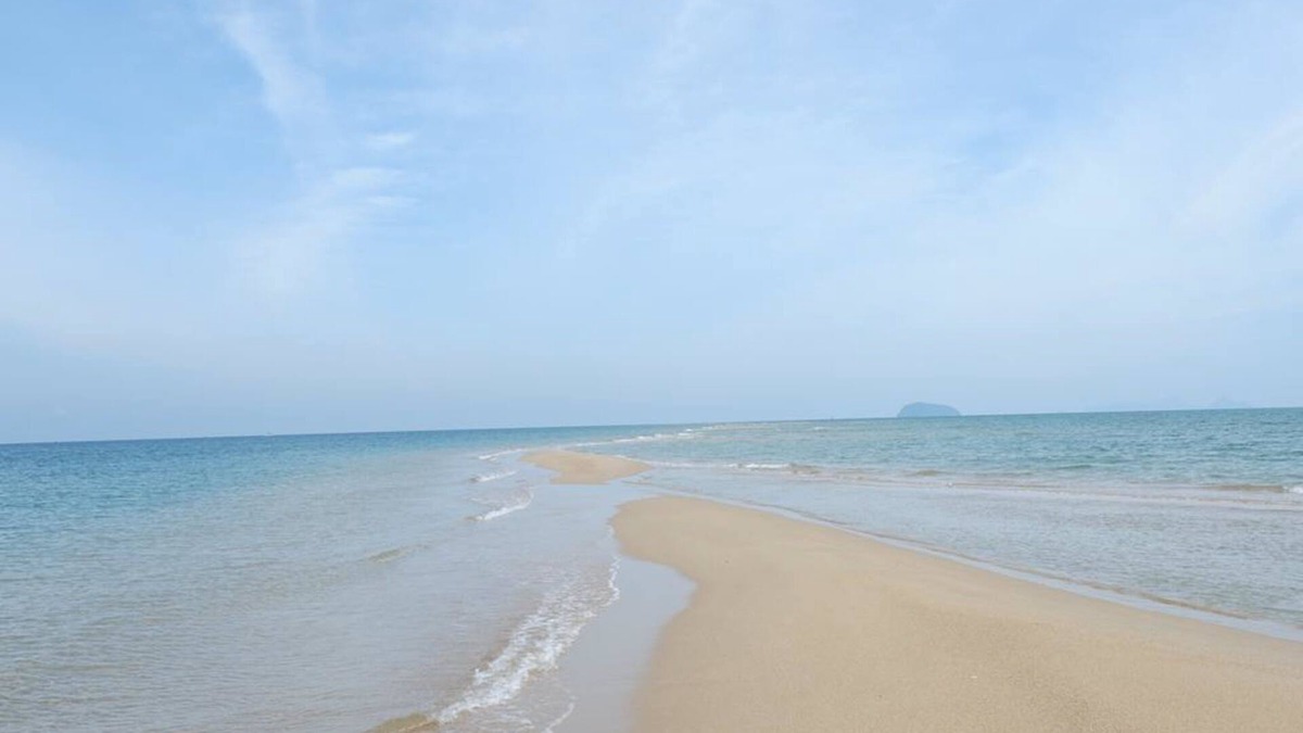 Khura Buri Hotel | The Camp Resort