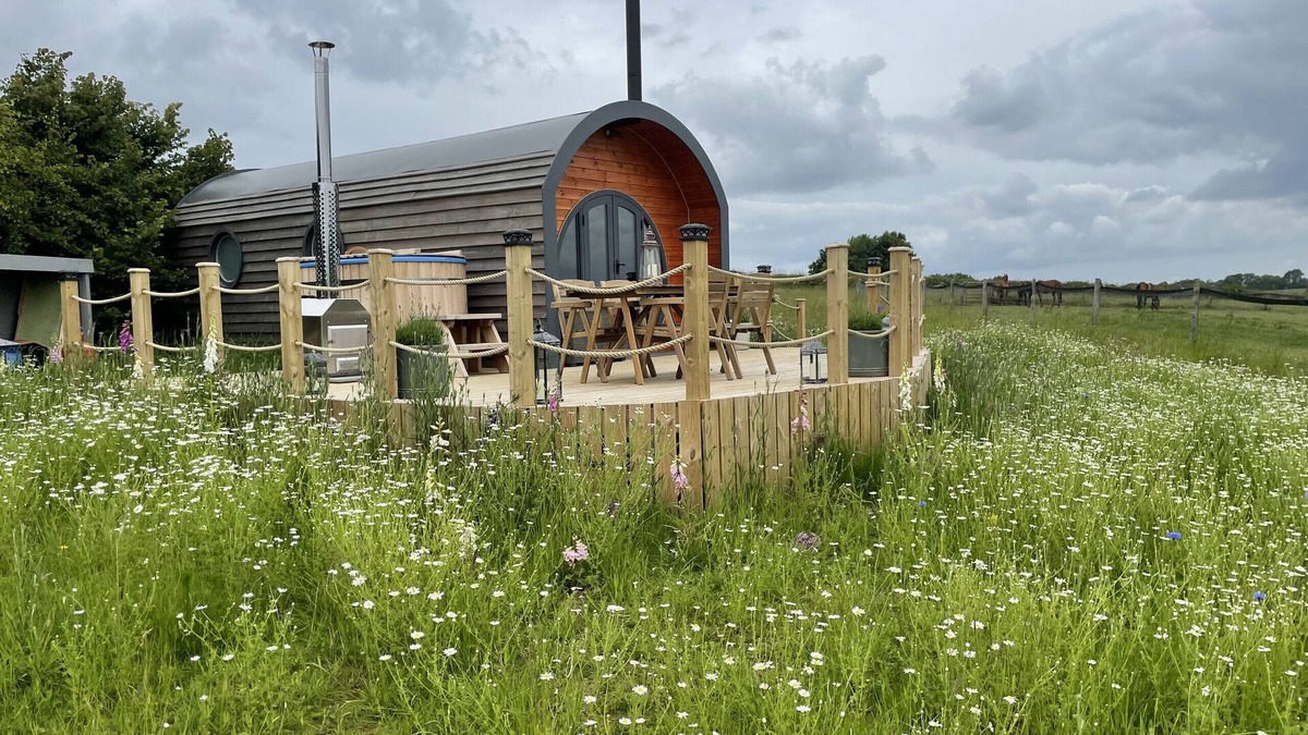 Banbury Cabin | The Campion
