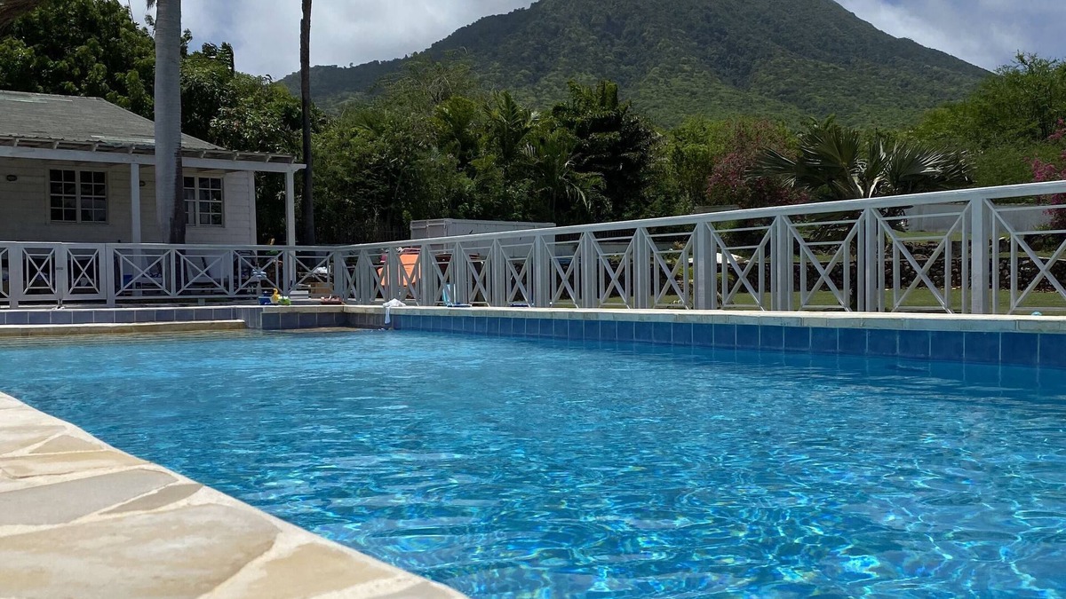 Charlestown Villa | The Captain's Estate - Family Friendly 5 Bed Villa with large pool and views