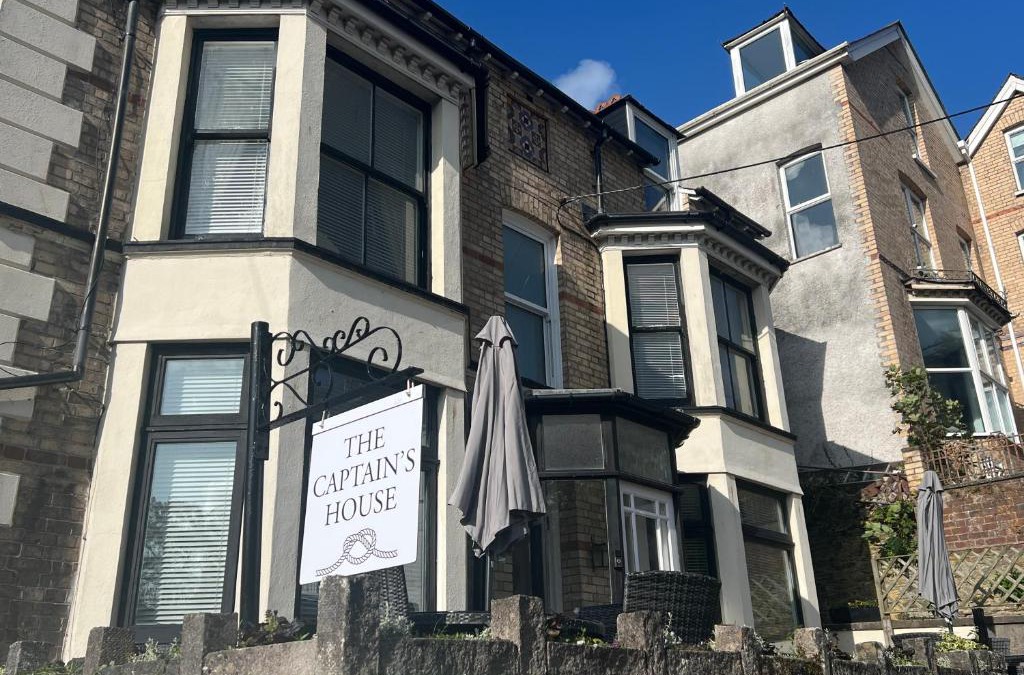 Looe Bed & Breakfast | The Captain's House