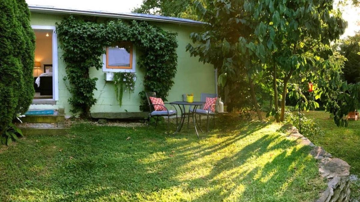Harpers Ferry Cottage | The Carriage House at Carrot Top Cottage