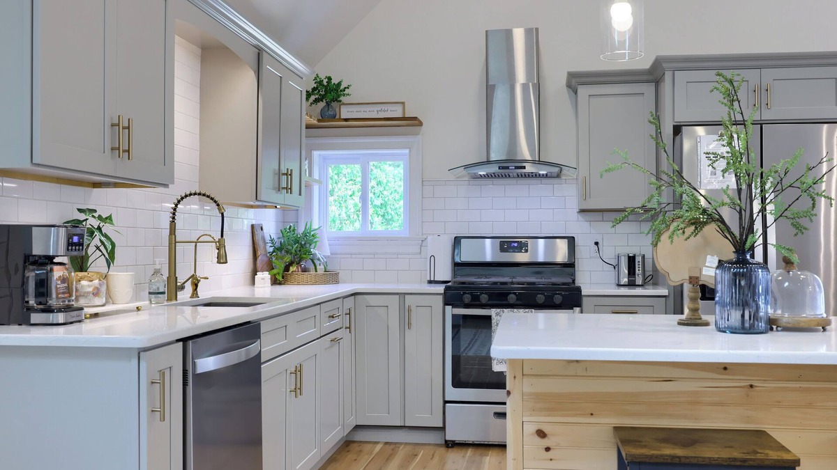 Columbia Apartment | The Carriage House-Serene, Rural Setting w/Firepit
