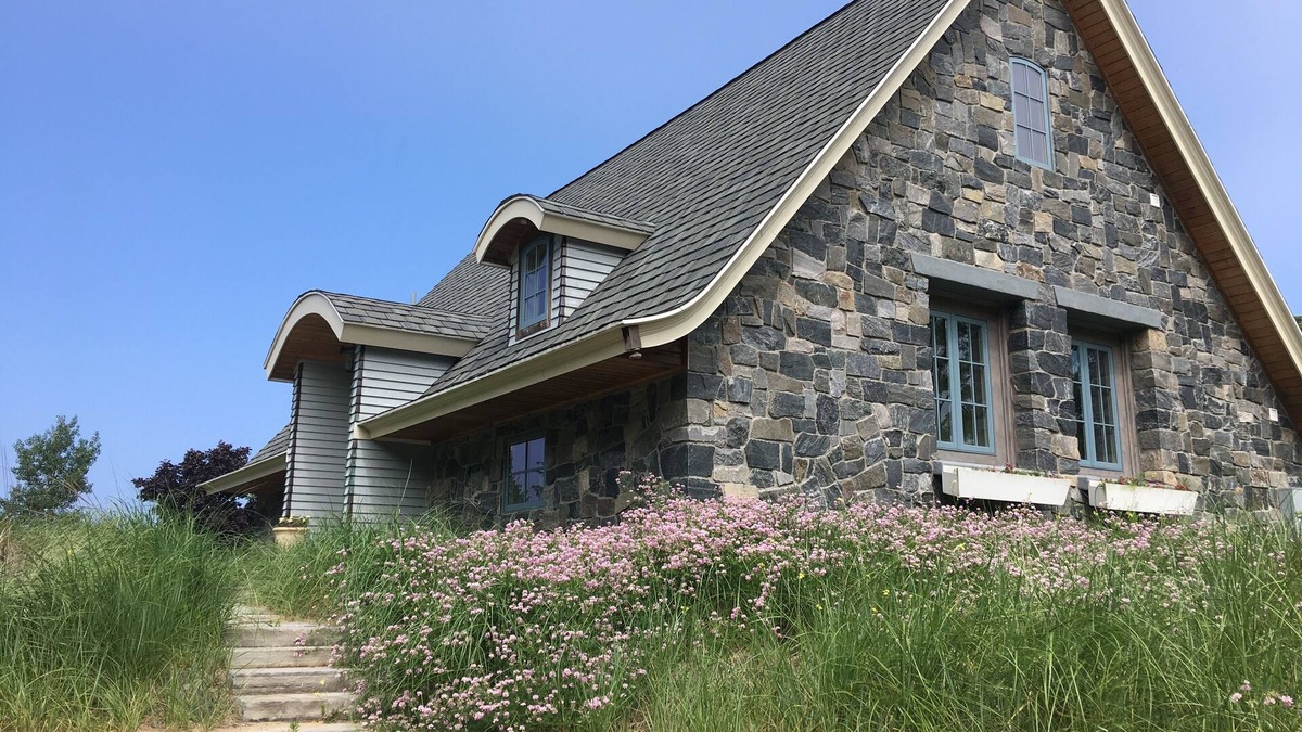 Grand Haven House | The Carriage House on Lake Michigan