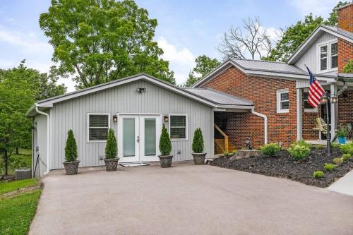 Sparta House | The Carriage House