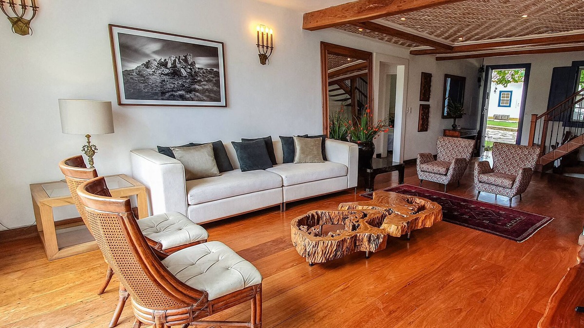 Tiradentes House | The Casa Vivaldi - charm, calm and comfort in the historical center.