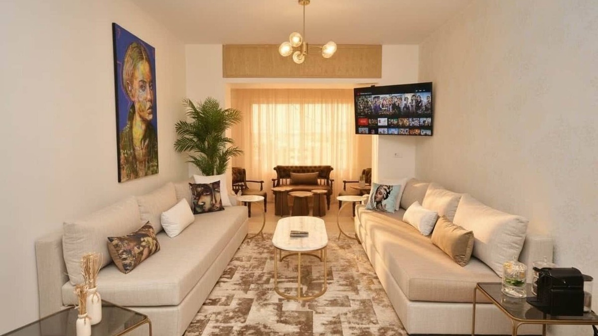 Casablanca House | The Casablanca Executive