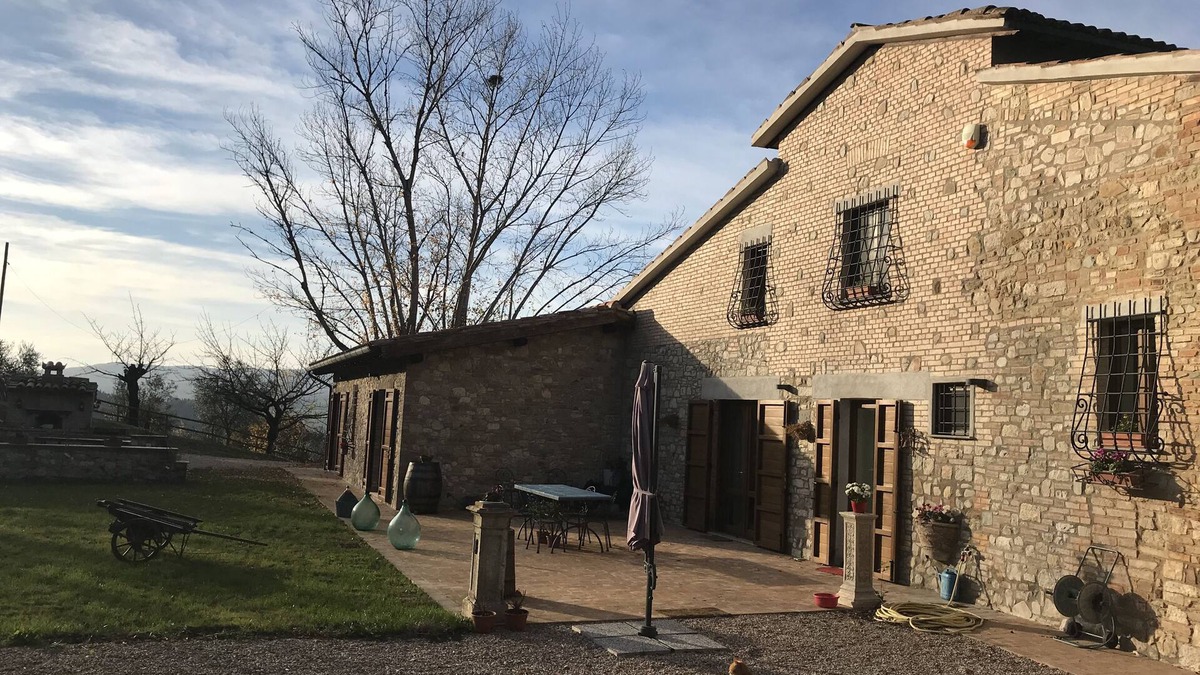 Todi Villa | The Casale di Todi on the Umbrian Hills