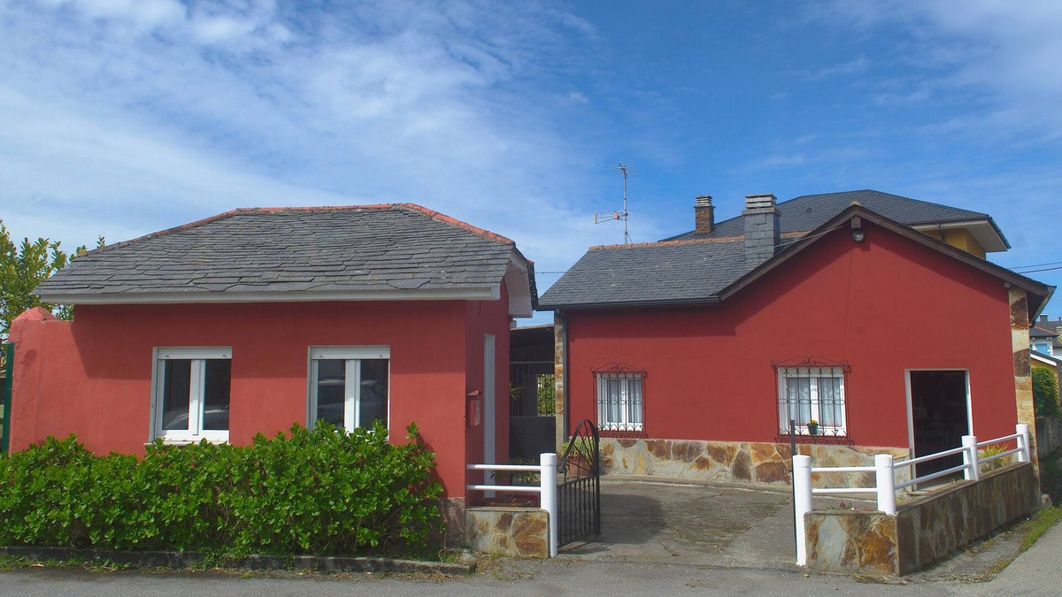 Valdes House | The Casina de Luarca. Whole house for 2/4 p. Free WIFI.