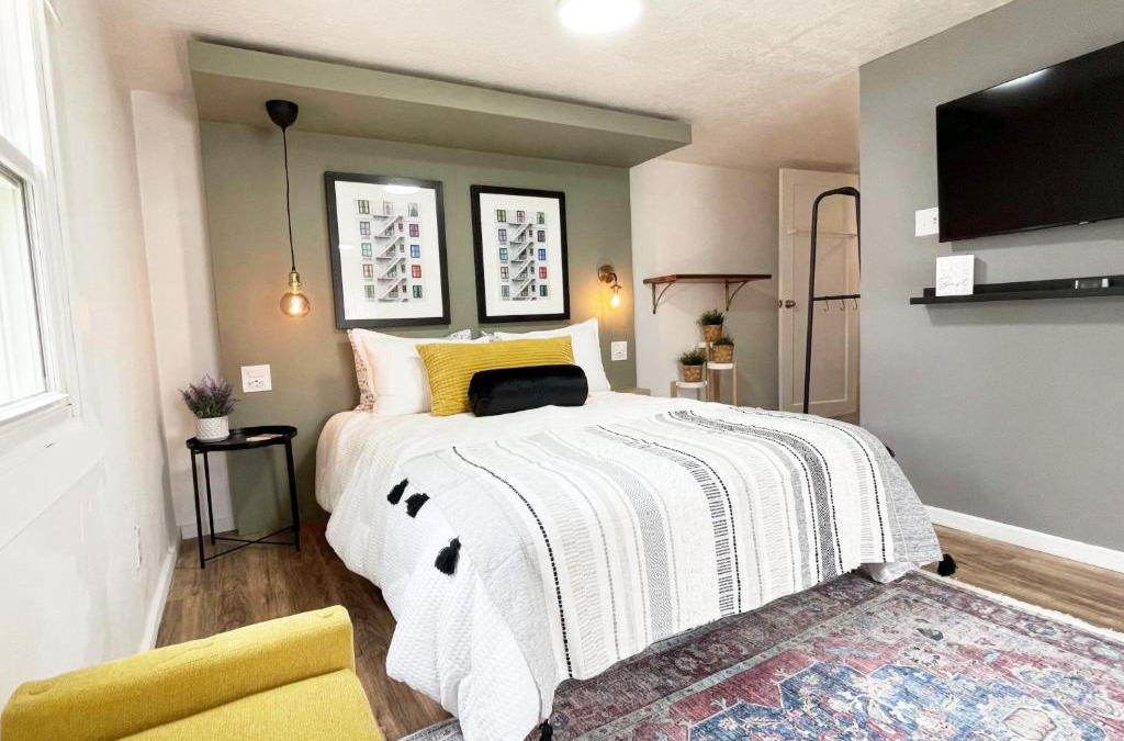 Springville House | The Casita in Springville
