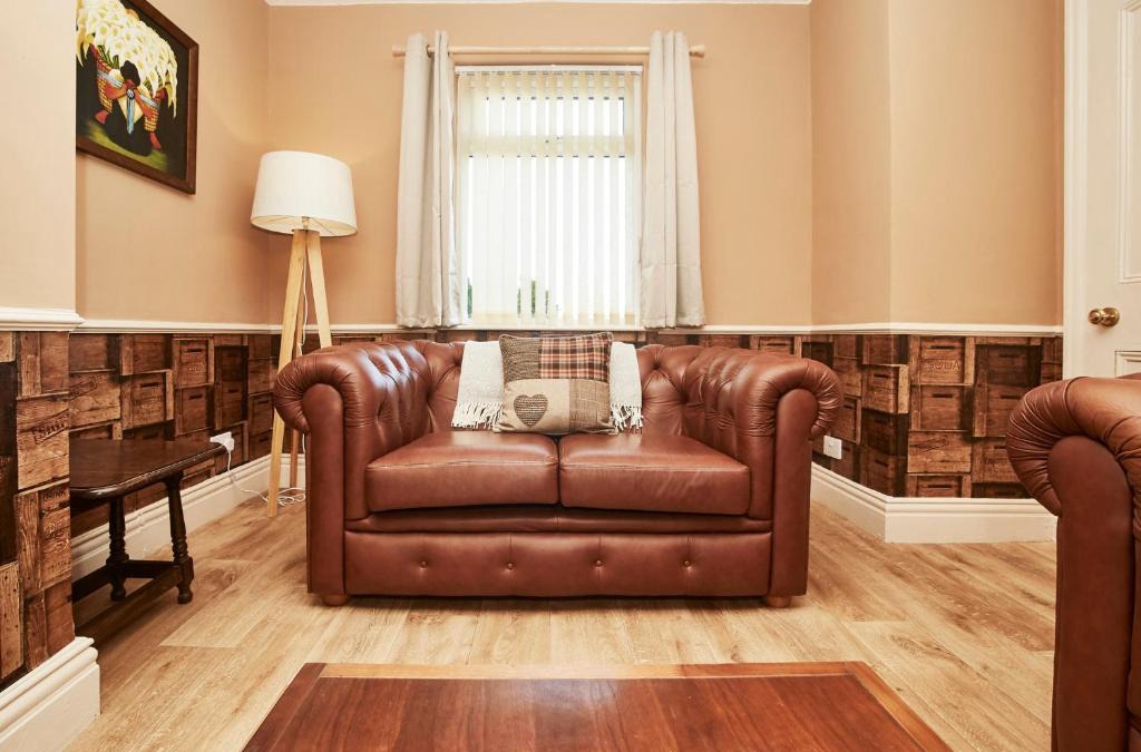 Whitby House | The Castle House