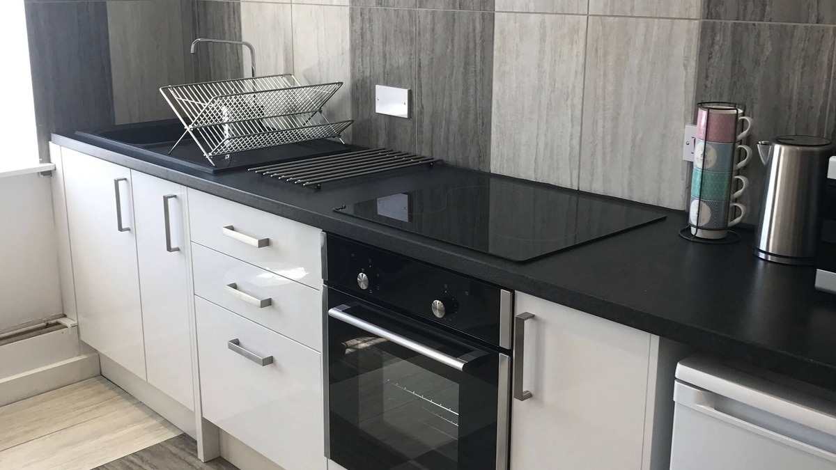 Tredegar Apartment | The Castle Lodge