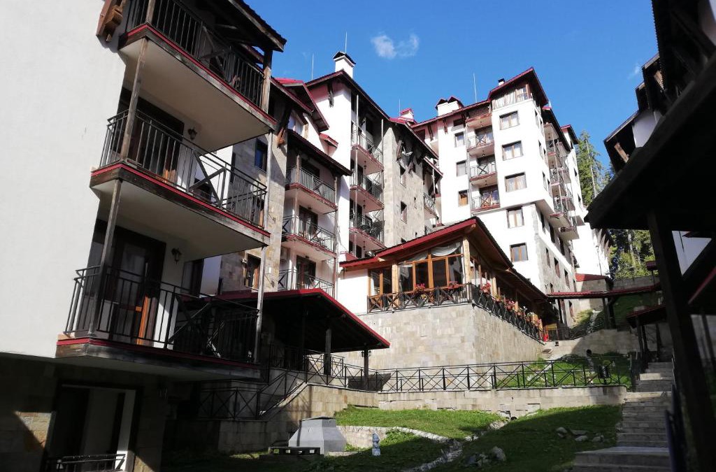 Pamporovo Apartment | The Castle Mansarde on the slope 7 - Pamporovo