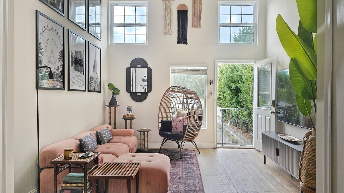 Lake Davis - Greenwood Apartment | The Catherine by the Guest/House Collection