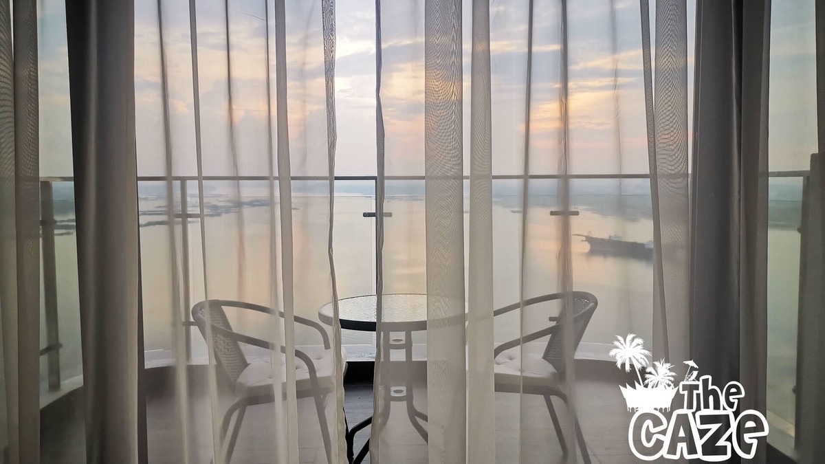 Central District Condo | "THE CAZE" Seaview homestay Country Garden, Danga Bay (Facing Singapore Land)