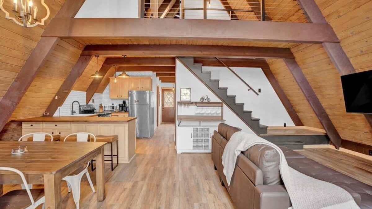Long Pond Ski Chalet | The Cedar A-Frame | Hot Tub | Firepit | Fireplace