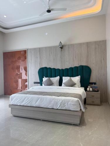 Dausa Hotel | The Celebration Hotel and Resort