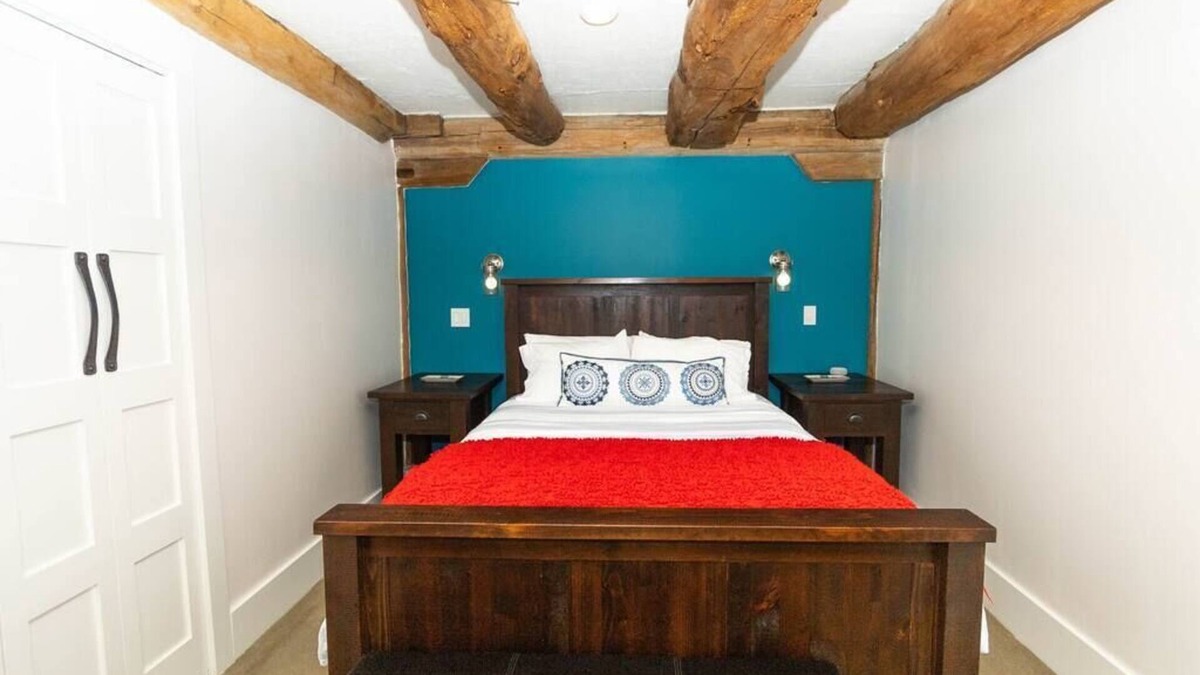 Wellington Apartment | The Cellar at Salisbury Barn in Hillier