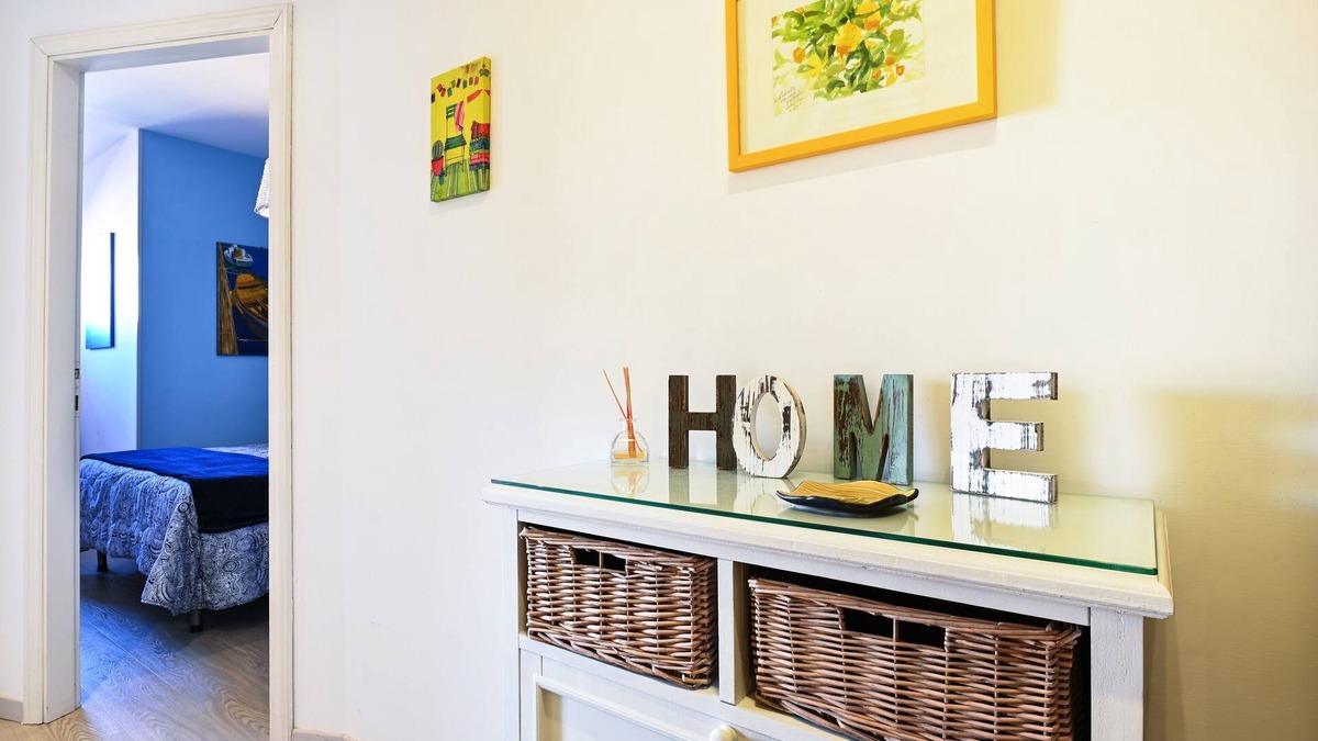 Sorrento City Centre Apartment | The Center Of Sorrento, A Short Walk From The Station And All Amenities.