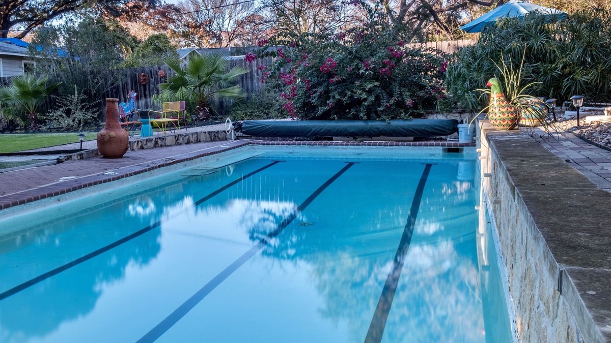 Allandale House | The CHA CHA CHA is a colorfully decorated home in a desirable neighborhood.