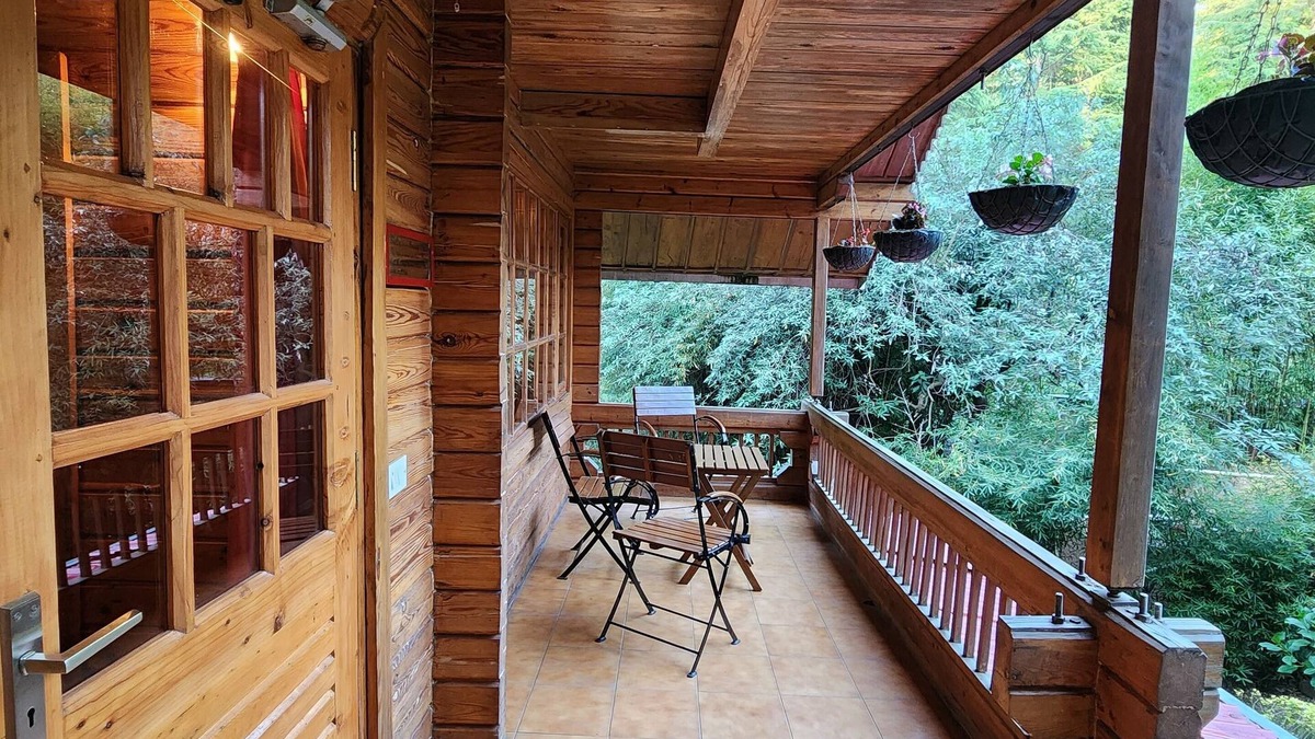 Suni Hotel | The Chalets Naldehra