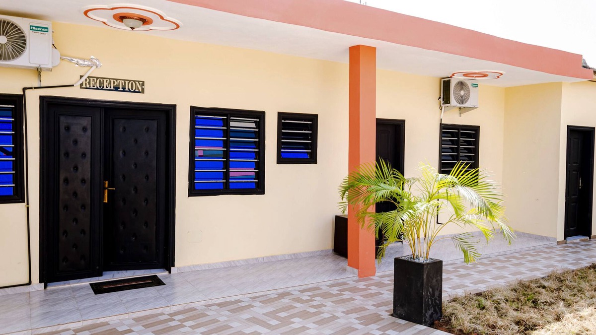 Abomey-Calavi Hotel | The Champion Hôtel