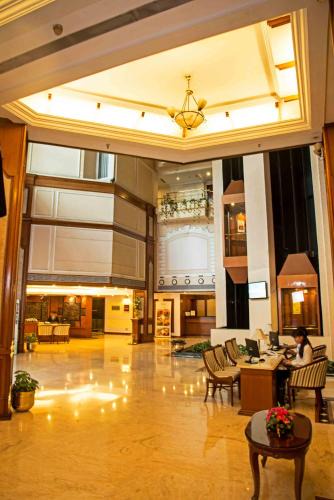 Shanthala Nagar Hotel | The Chancery Hotel