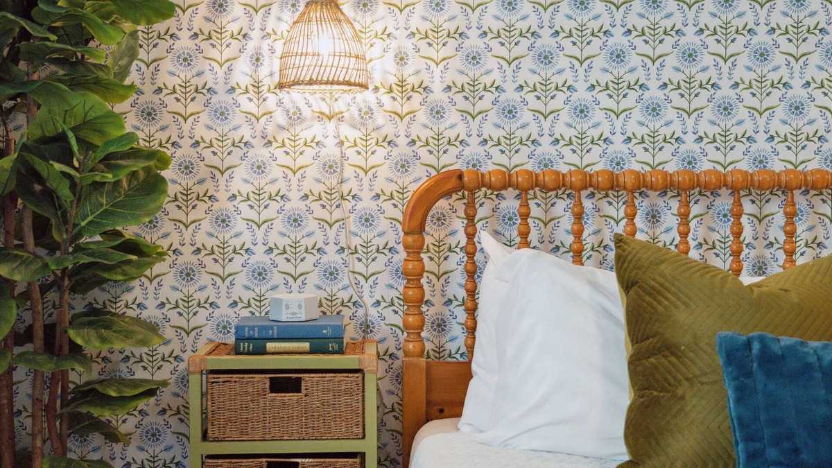 Westside House | The Charleston Suites: The Charles Suite