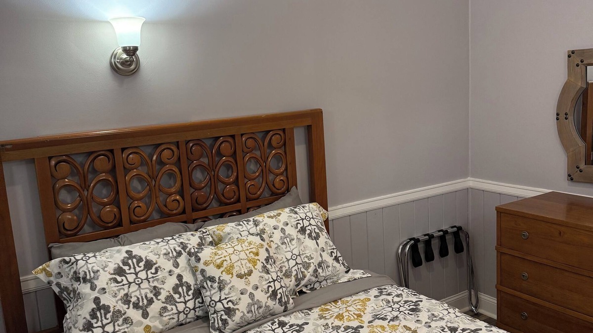 Moultrie Villa | The Charming Villa B, pool, lake view