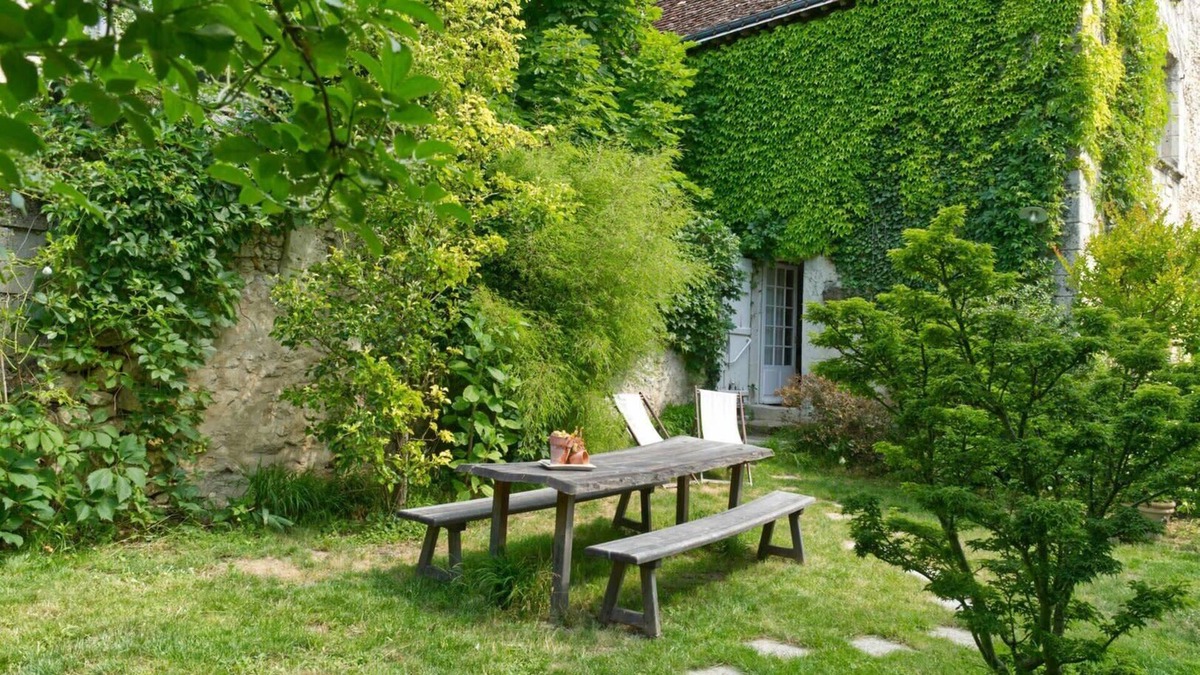 Ferriere-Larcon House | The Charron's house